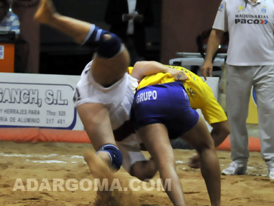 MAN Adargoma - Roque Nublo en la final de El Corte Ingl&eacute;s (foto: Raquel Perdomo)