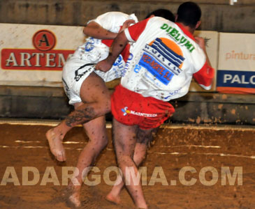 MAN Adargoma 12 - Vecinos Unidos 5 (foto: Raquel Perdomo)