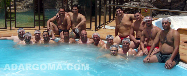 El MAN Adargoma disfruta de una jornada de descanso