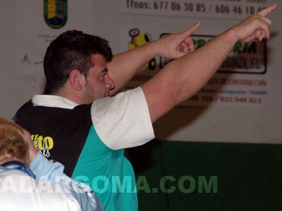 A&ntilde;aterve Abreu mete al Llano del Moro en la final (foto: Guanche)