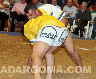 El MAN Adargoma estuvo en el homenaje a "El Trota" (foto: Raquel Perdomo)