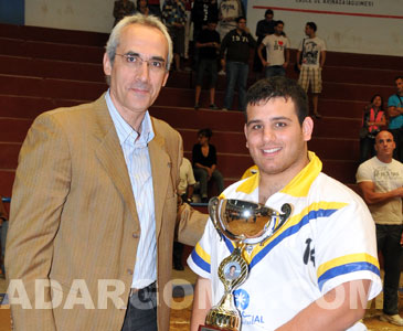 El MAN Adargoma estuvo en el homenaje a "El Trota" (foto: Raquel Perdomo)