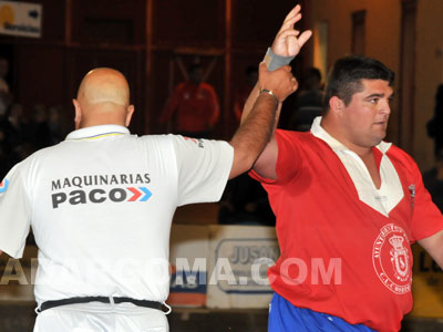 Joan Lajo demostr&oacute; su condici&oacute;n de "Puntal C" en "La Presa" (foto: Raquel Perdomo)