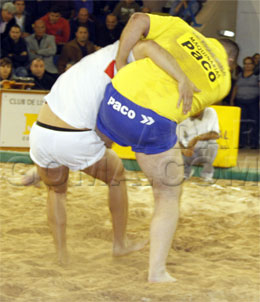 Miguel Hern&aacute;ndez consigue el punto doce (Raquel Perdomo)