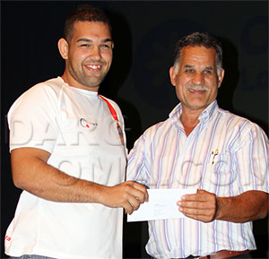 Nauzet, luchador m&aacute;s valioso del Adargoma en la pasada "Caja"