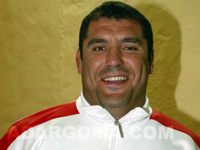 I Triangular "Toni Mart&iacute;n"