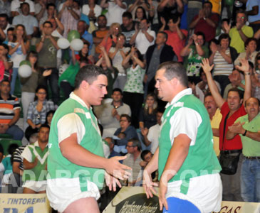 Club de Lucha Victoria, campe&oacute;n de primera categor&iacute;a (foto: Raquel Perdomo)