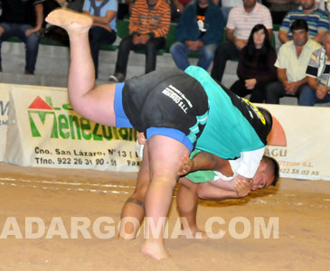 Club de Lucha Victoria, campe&oacute;n de primera categor&iacute;a (foto: Raquel Perdomo)